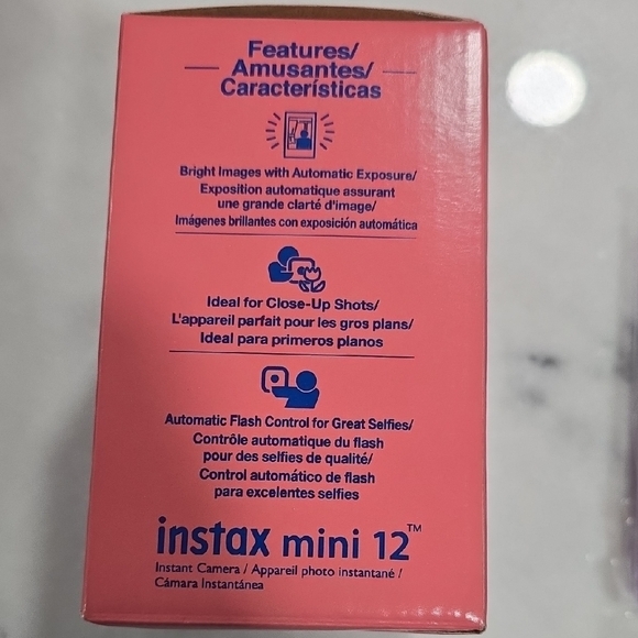 Fujifilm Instax Mini 12 in Blue with Quilted Purple Photobook Brand NEW IN BOX - Picture 4 of 8